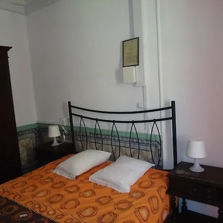 New Aljubarrota Casa de hóspedes 2*