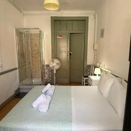 New Aljubarrota Casa de hóspedes 2*